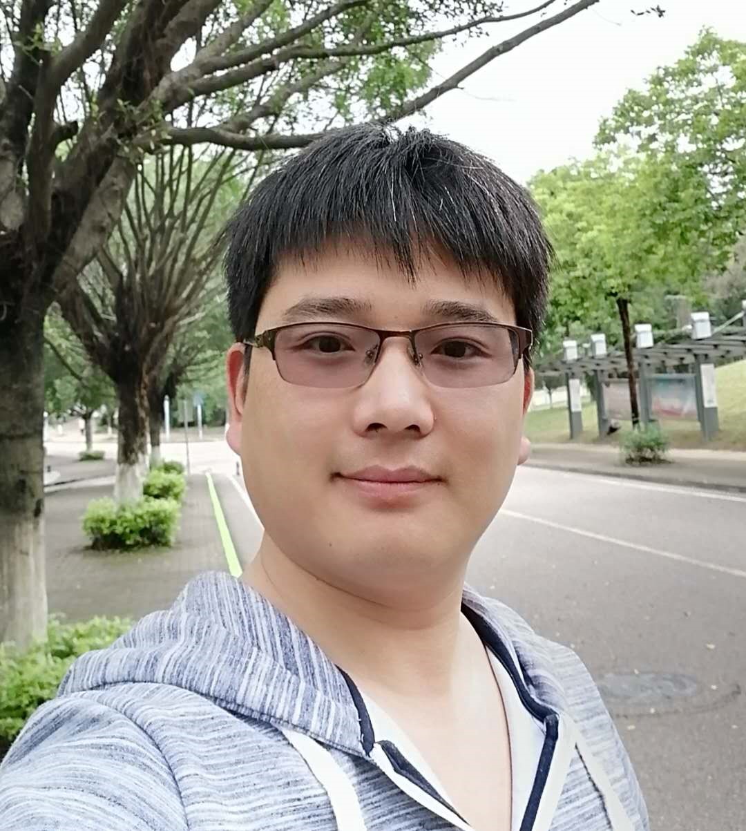 C:\Users\Bruce、\Desktop\新闻\顾建峰.jpg
